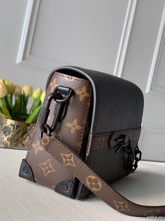 WIS SOFT TRUNK LOUIS VUITTON 0829